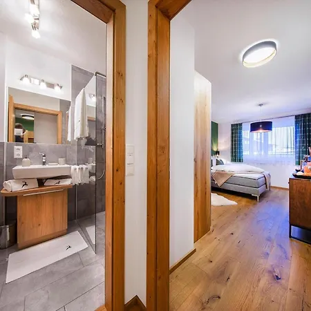 Modern In Neukirchen *