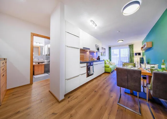 Modern In Neukirchen * Neukirchen am Großvenediger